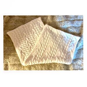 Women’s Cable Knit Infinity Scarf Cream/Ivory Scarf